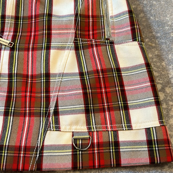 BURBERRY ICONIC PLAID SKIRT LINED WITH LARGE ZIPPERS - Picture 13 of 16